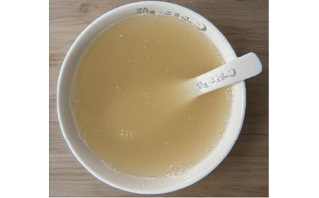 夏日解暑，這碗冷藏的野生葛根粉藏著自然的清涼答案?