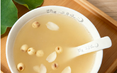 冬日圍爐時光，一碗野生葛粉撫平滿身燥意